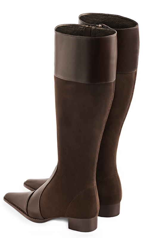 Bottes femme cavalières sur mesures marron ébène Mollets fins ou larges Bout effilé. Semelle